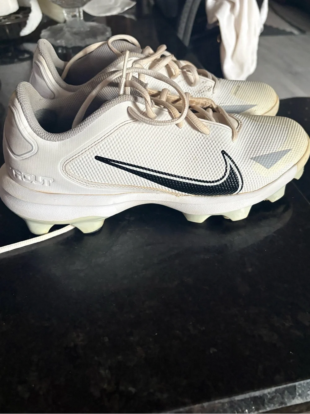 Nike White and Black Baseball Cleats